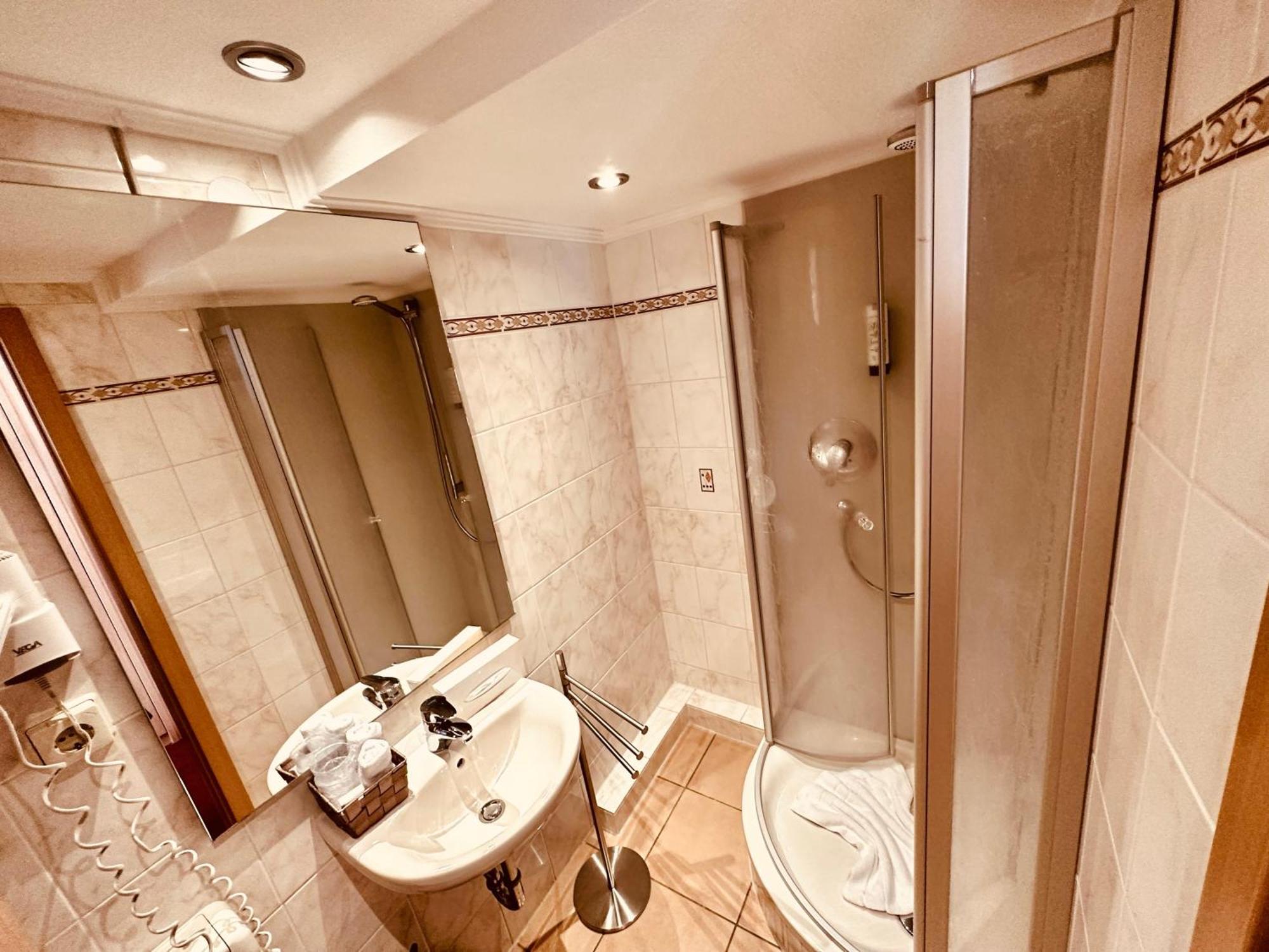 Hotel Weinhof Cochem Luaran gambar